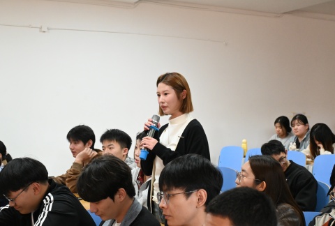 艺心贺校庆  薪火共传承 ——威廉体育williamhill艺术学院多维赋能学校二十华诞