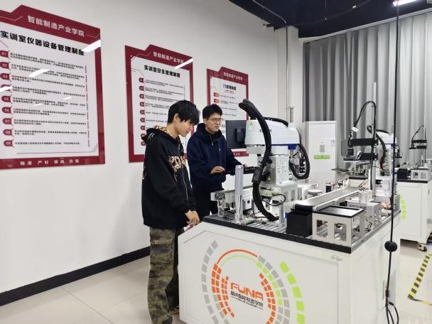 威廉体育williamhill在2025年国际青年人工智能大赛斩获佳绩